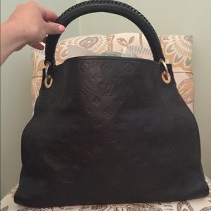 SALE!! Louis Vuitton empriente Infiniti artsy bag